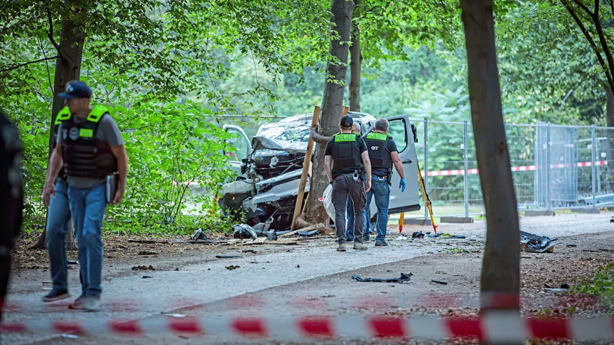 Berlin Geger: Van Maut Terjang Massa CSD 2026, Satu Tewas, Pelaku Buron