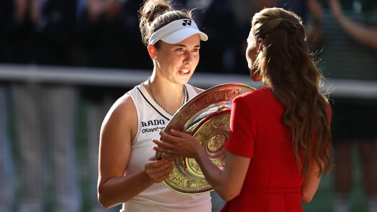 Kate Middleton Awards Noskova at Wimbledon 2026: Green Court Surprise!