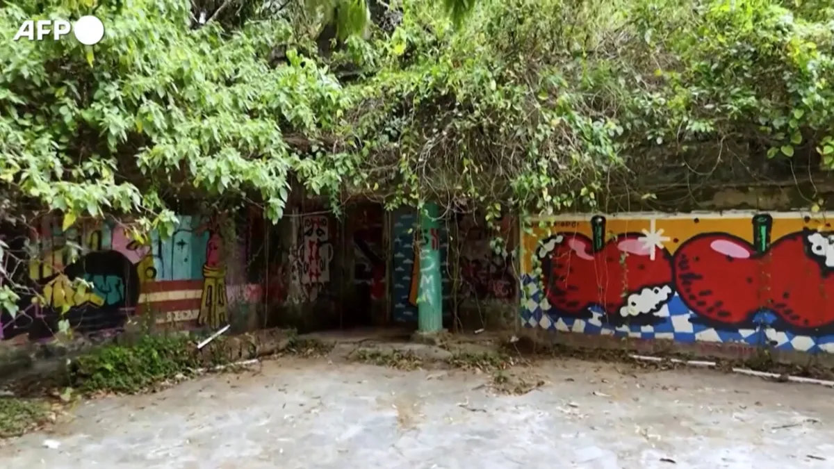 Escobar's Shadow Haunts Higuita: Lavish Villa Seized by Colombian Authorities