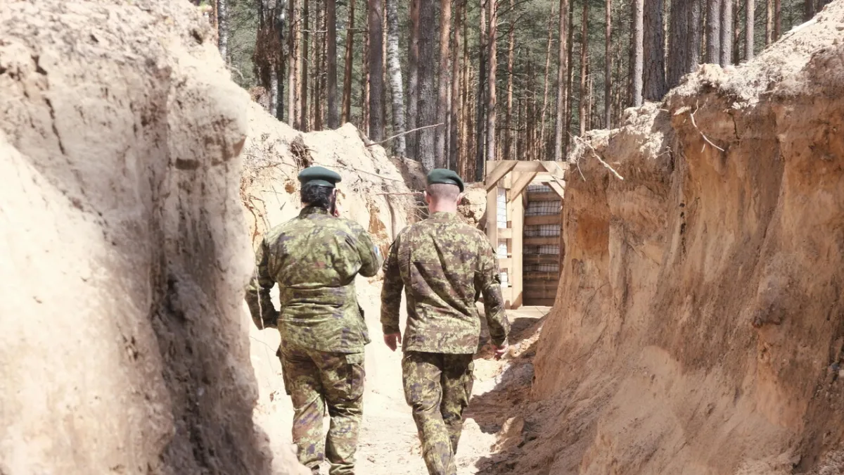 Estonia Fortifies Russian Border, Kremlin Poised for Intense Monitoring