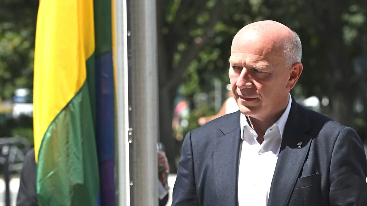 Berlin's Political Turn: Kai Wegner Withdraws Top Candidacy