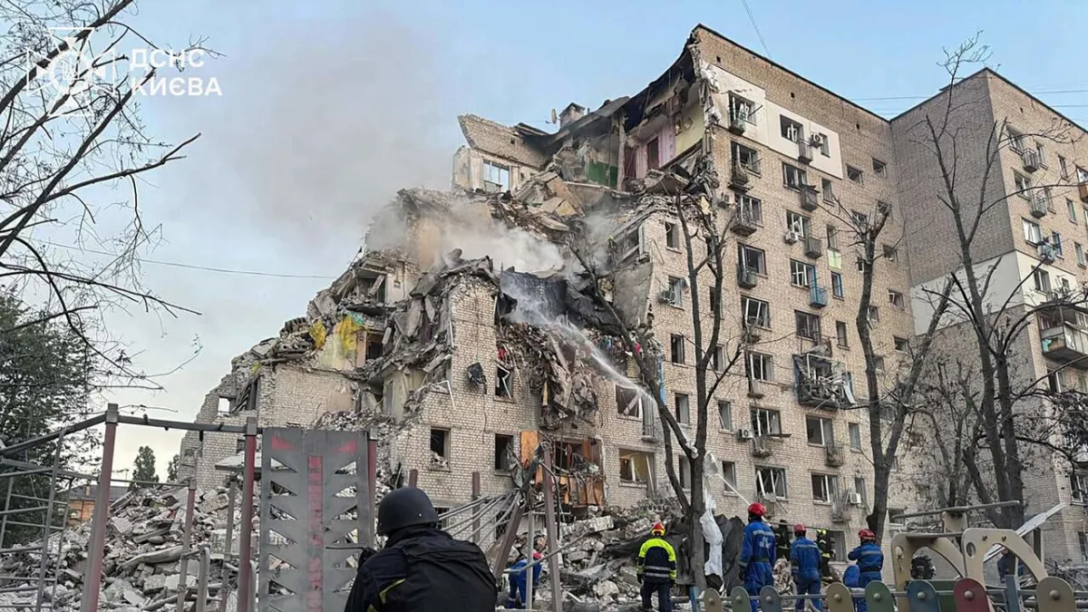 Kyiv Berduka Dihantam Rudal, Zelensky Digoyang Isu Pemilu 2026