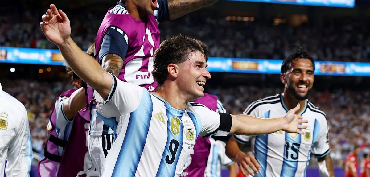 Sensasi Piala Dunia 2026: Gol Dramatis Menit Akhir Antar Argentina ke Semifinal!