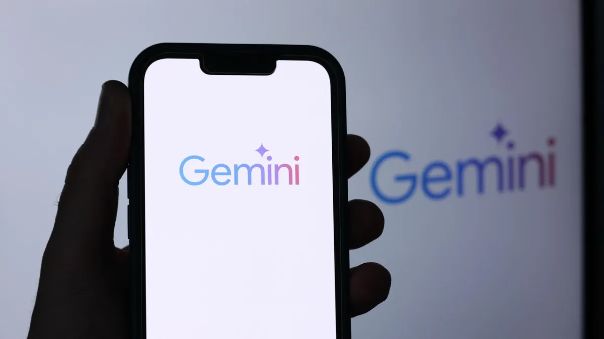 Google Gemini Replaces Old Assistant: New AI Era Begins September 2026