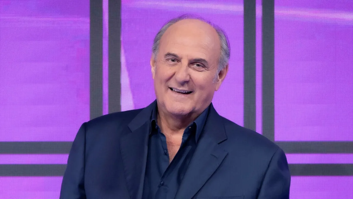 Gerry Scotti Rayakan 70 Tahun: Ikon Mediaset Tak Tergantikan!