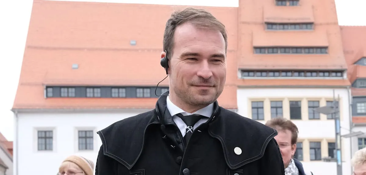 Wali Kota Freiberg Diduga Mengamuk, Rusak Hotel dan Lukai Polisi di Leipzig