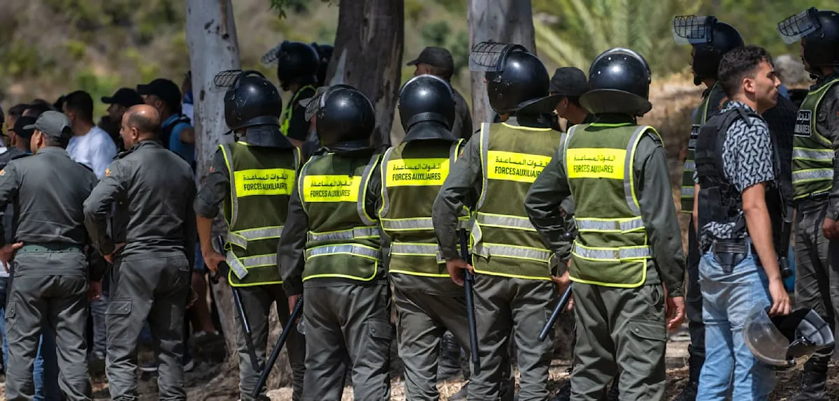 Perbatasan Ceuta Membara: Ratusan Migran Dihalau Gas Air Mata