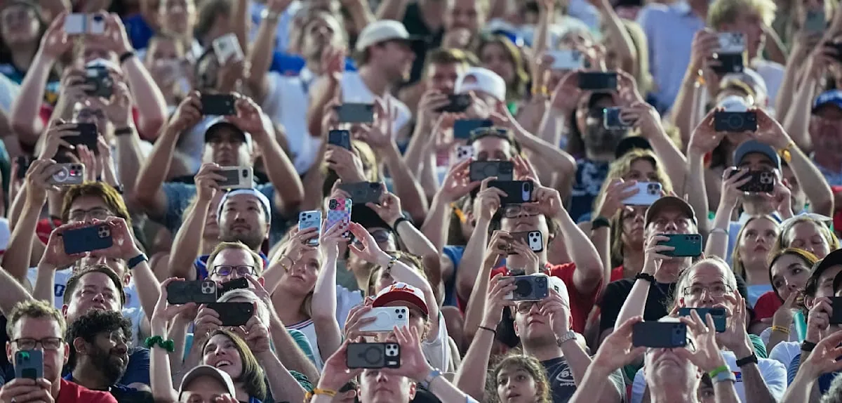 Klub Jerman Bertindak Tegas: Influencer dan Vlogger Dilarang Rekam di Stadion!