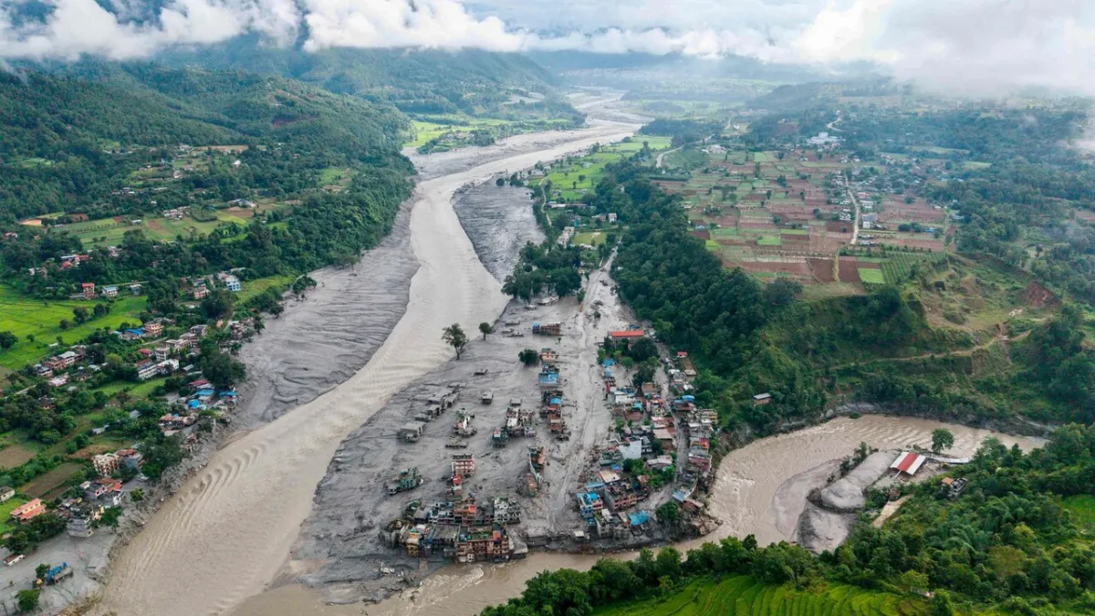 Banjir Himalaya Mencekam: Korban Jiwa Nepal Melonjak, Ribuan Orang Hilang