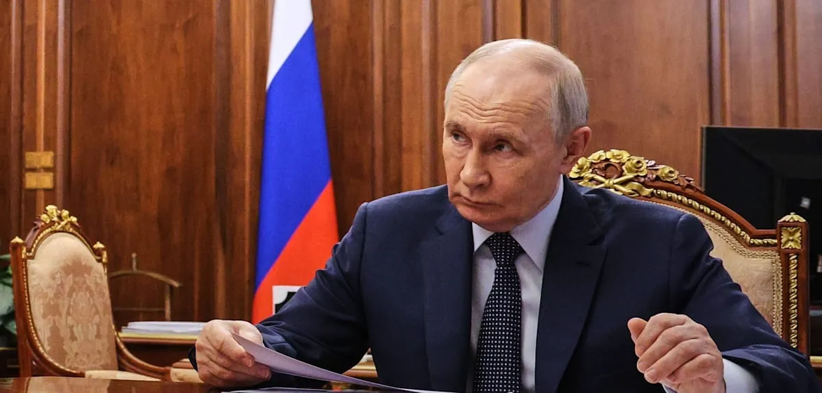Putin Poised for Ukraine Escalation: Kremlin Rejects Trump's Peace Claims