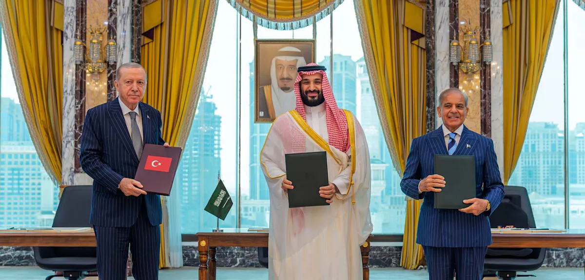 Mecca Pact: Three-Nation Defense Alliance Reshapes 2026 Global Geopolitics