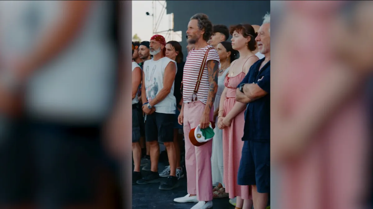 Jovanotti Ungkap Duka Mendalam: Guccini, 'Raksasa' Musik Italia, Abadi dalam Kenangan