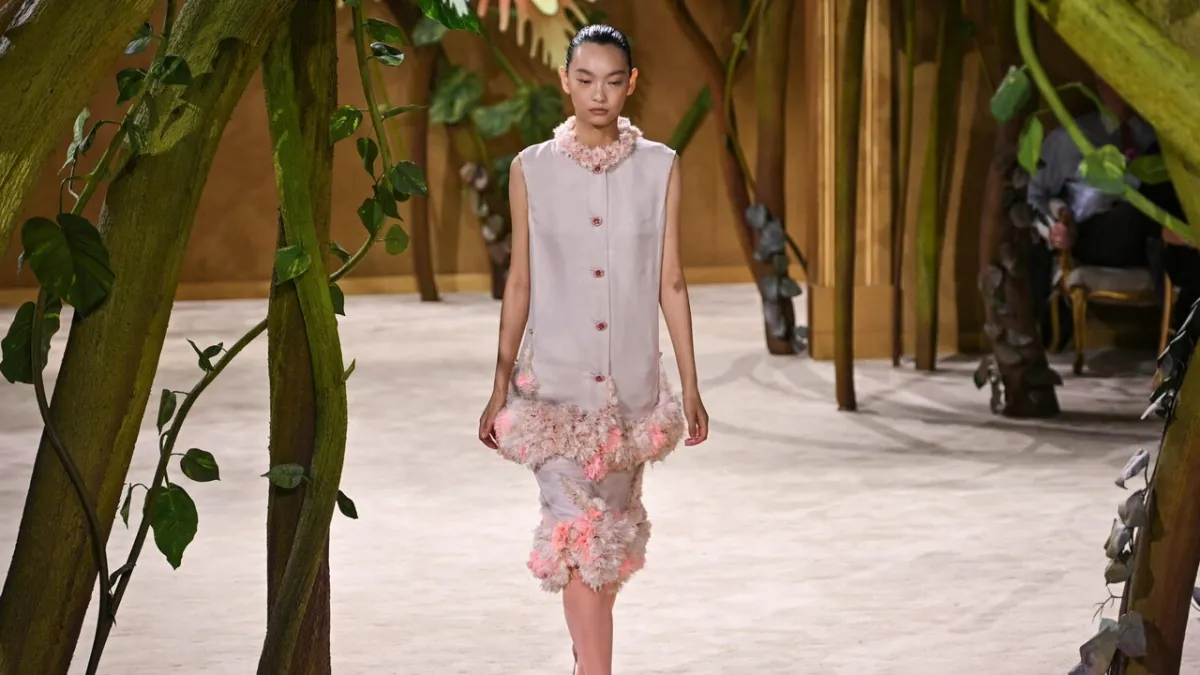 Paris Dazzles: Chanel Unveils Fairy Gowns from Classic Tales at Grand Palais
