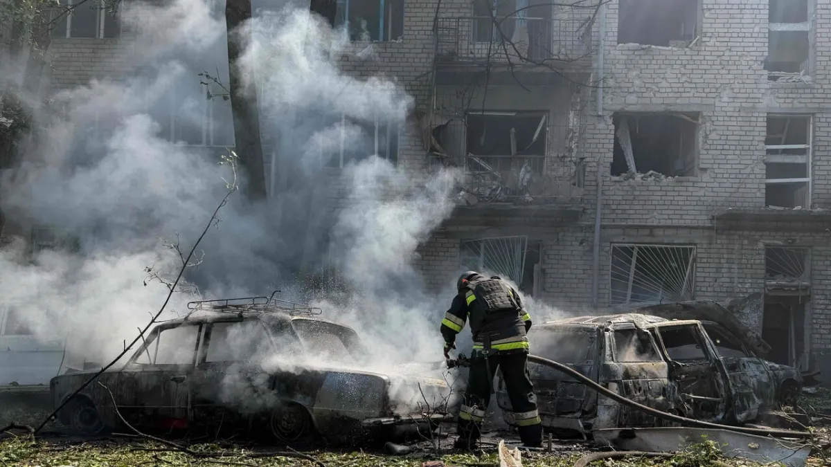 Russian Missile Strikes Rock Zaporizhzhia and Kyiv, Dozens Injured