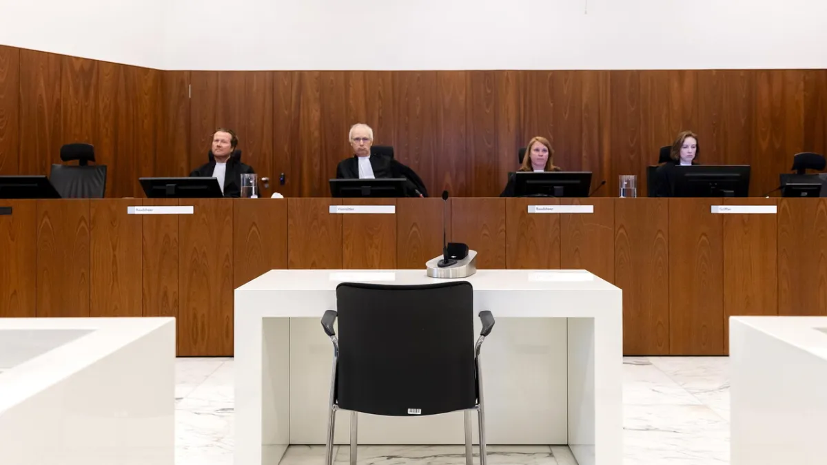 Brutal Courtroom Attack in Udine: Ex-Partner Assaulted Post-Verdict