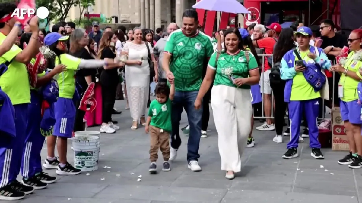 Guadalajara Saksi Ratusan Janji Cinta Jelang Final Piala Dunia 2026