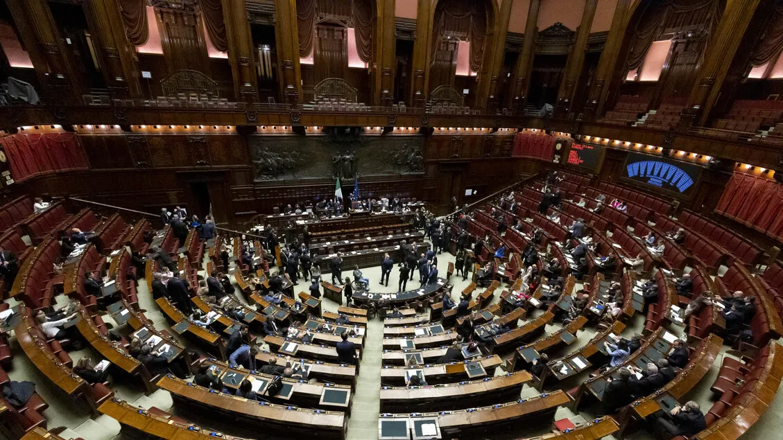 Pertanyaan Kritis Mengguncang Kabinet Meloni di Parlemen Italia