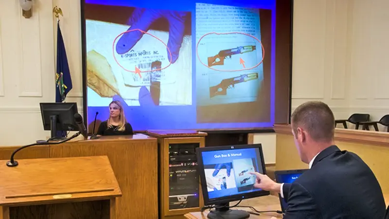 Skandal Chromebook: Air Mata Terdakwa Iringi Tuntutan 15 Tahun Bui