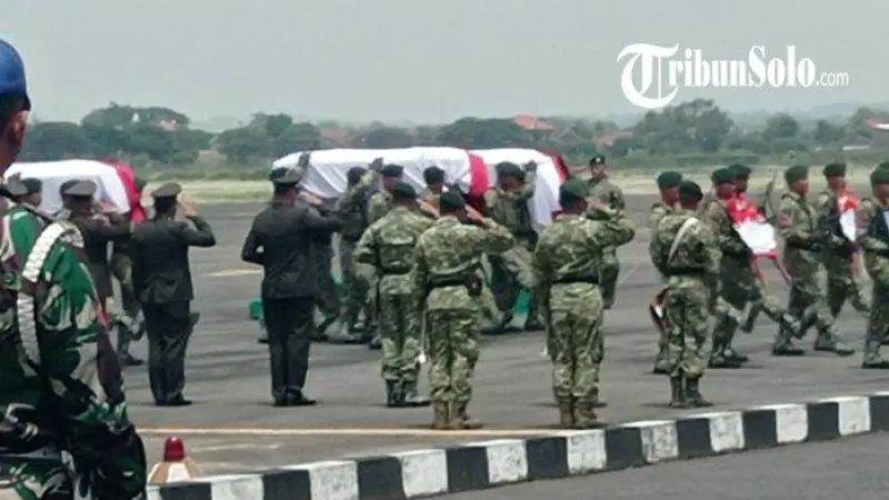 Haru Sambut Jenazah Kapten Zulmi, Pahlawan Perdamaian TNI Gugur di Lebanon
