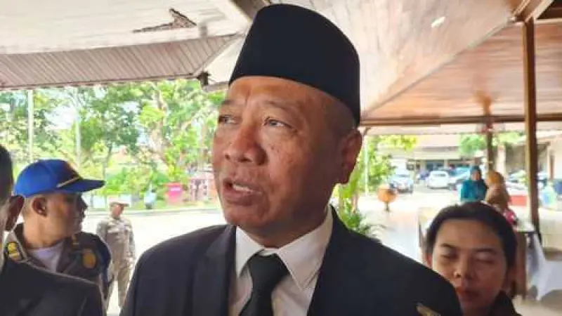 OTT KPK Guncang Tulungagung: Bupati Gatut Sunu Diduga Peras Kontraktor