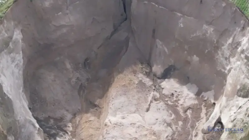 Tragedi Cisadane: Air Memutih, Ribuan Ikan Mati, Bencana Ekologis Mengintai