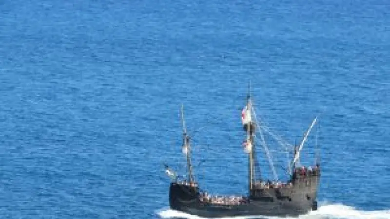 Ancaman Bajak Laut: Mengungkap Upaya RI Tarik Diri dari Tol Selat Malaka