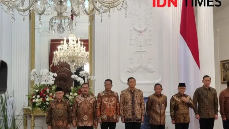 Menhan Sjafrie Sjamsoeddin Pimpin Penghormatan Terakhir Juwono Sudarsono