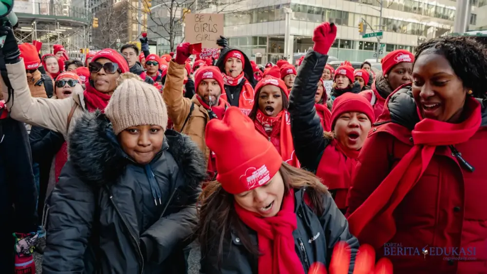 Kesepakatan Akhiri Mogok Kerja Perawat N.Y.C.; 7.000 Staf Kembali Bertugas