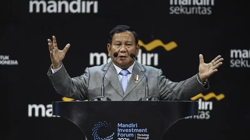 Jelang Retret DPRD Magelang, Presiden Prabowo Berenang Pagi di Hambalang