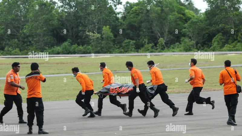 Misteri Helikopter PK-CFX Hilang Kontak di Sekadau, Nasib 8 Penumpang Genting