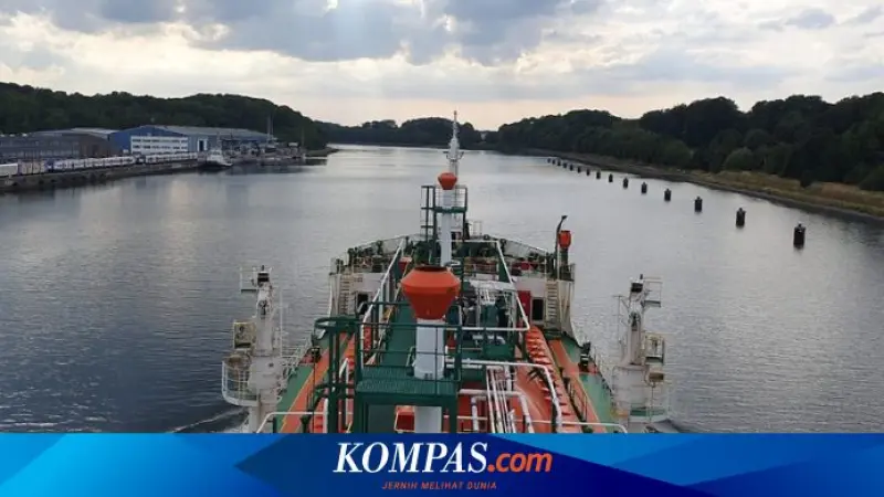 Selat Hormuz Ditutup Kembali: Nasib Kapal Tanker RI di Tengah Krisis Global