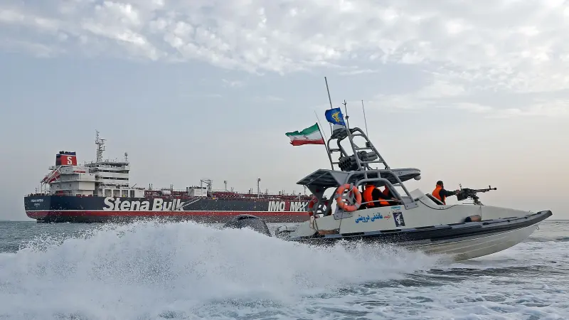 Selat Hormuz: Harapan Damai Mencuat, Akankah Stabilitas Global Terjaga?