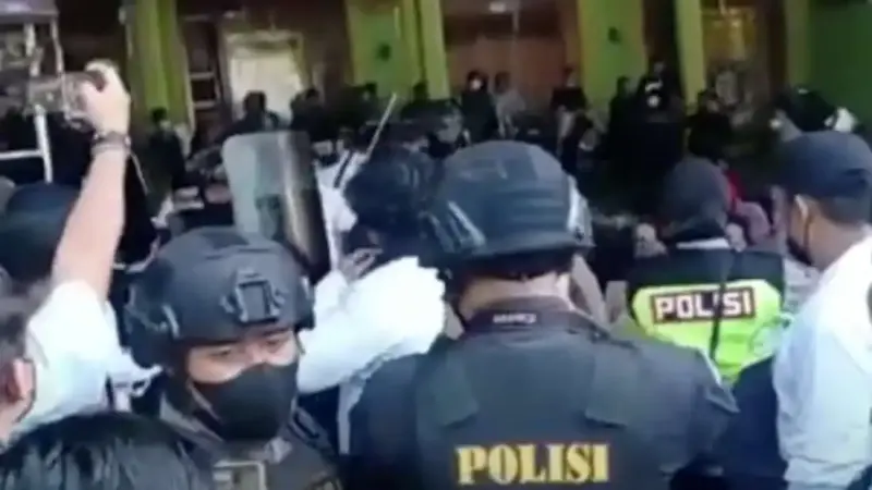 Gegap Gempita Ambon: Dua Terduga Pembunuh Nus Kei Resmi Dipindah