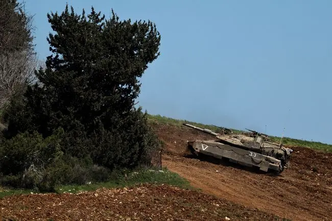 Israel Makin Menjadi-jadi, Kerahkan Tank Besar Dekati Perbatasan Negara Arab