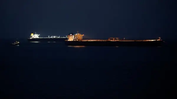 Kapal Kargo Thailand Diserang Iran di Selat Hormuz, Tiga Awak Terjebak