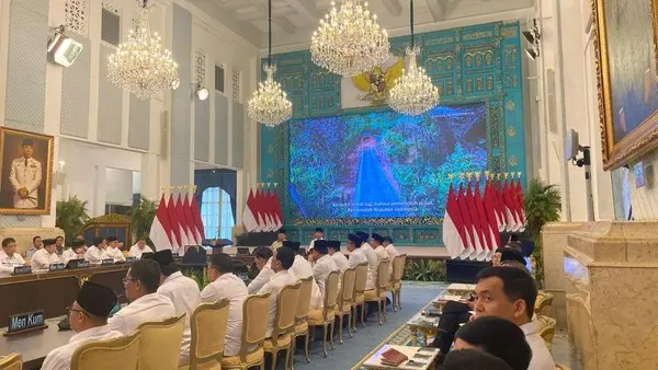 Prabowo Pimpin Sidang Kabinet, Video Seskab Ungkap Capaian Pembangunan Nasional