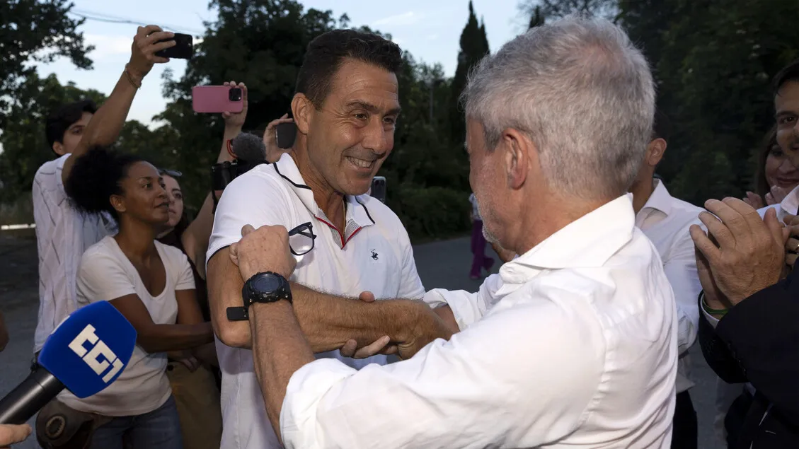 Sorotan Publik: Vannacci A Cena Con Alemanno, Alcuni Ospiti Brindano Al Grido di 'a Noi': Mere Insiden atau Simbol Polarisasi?